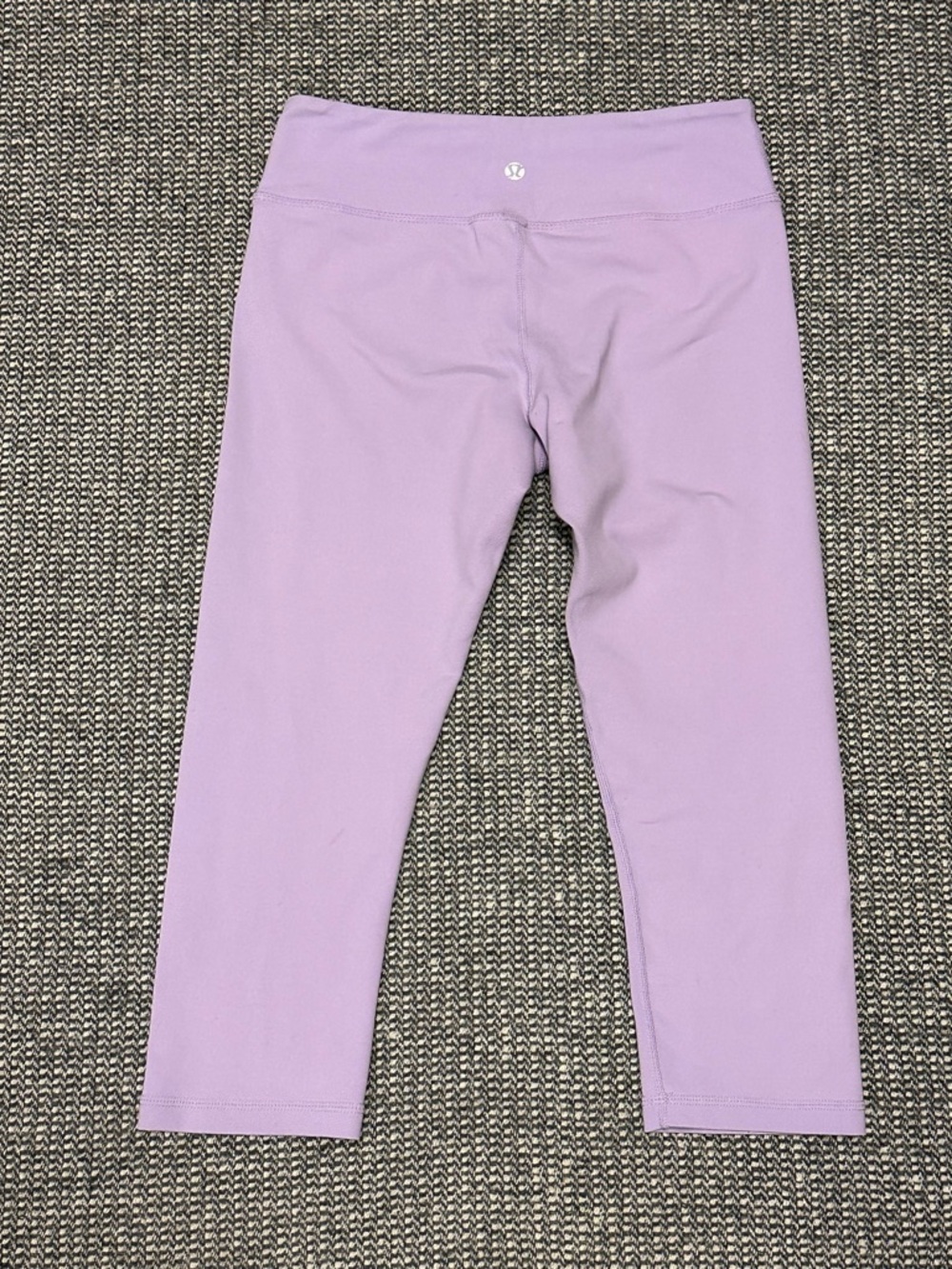 lululemon athletica Lavender Capri Leggings